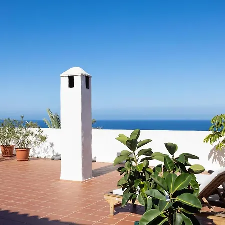 Home2book Casa Blanca